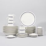 1018 8226 DINNERWARE